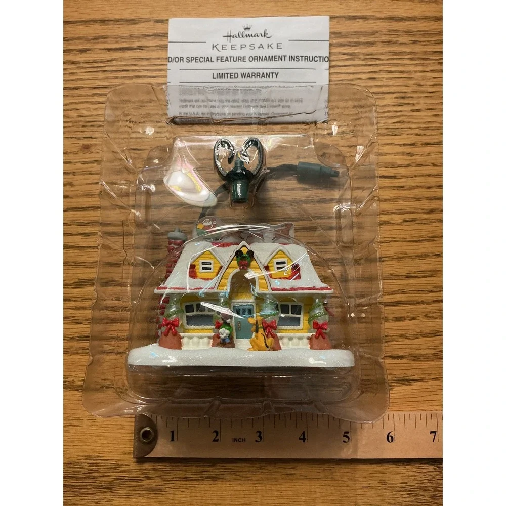 Hallmark Keepsake Disney Mickey Mouse Christmas House Light Up Ornament 2008